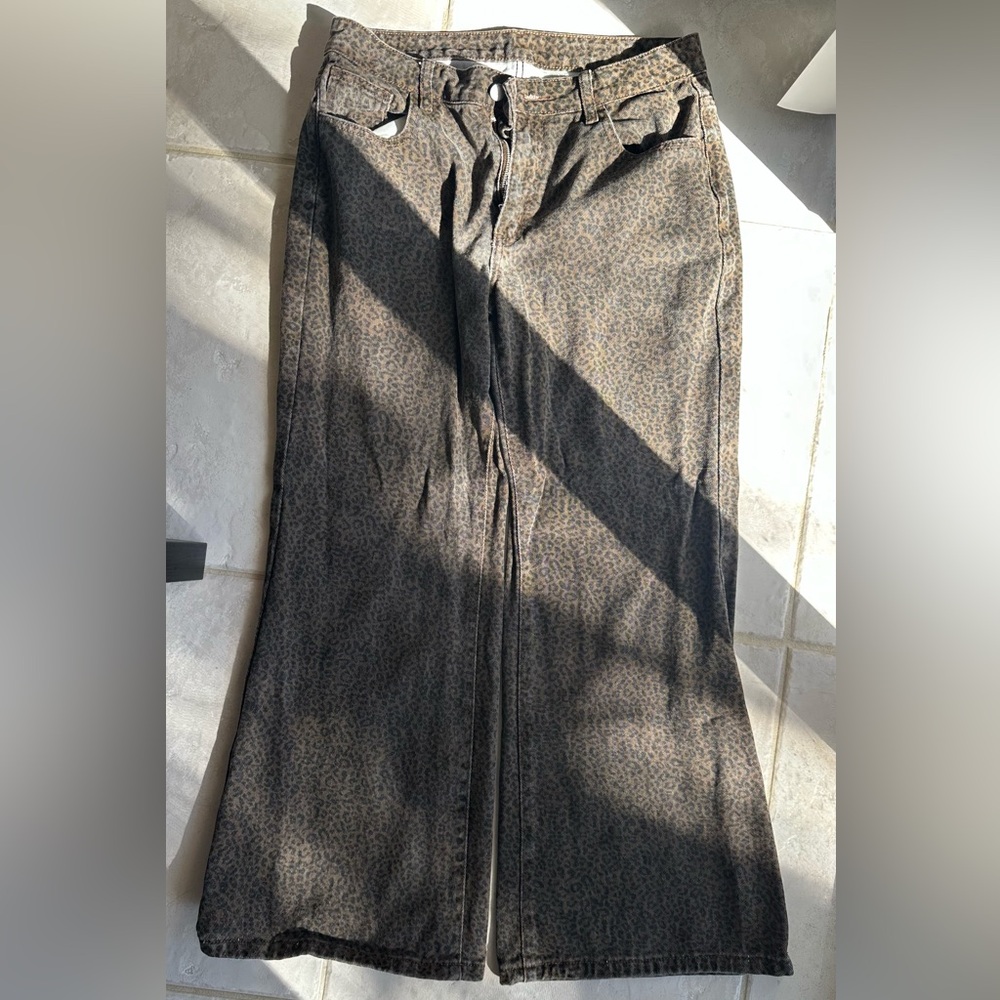 Dazy Leopard Print Flare Jeans Size M Brown Black Y2K Wide Leg